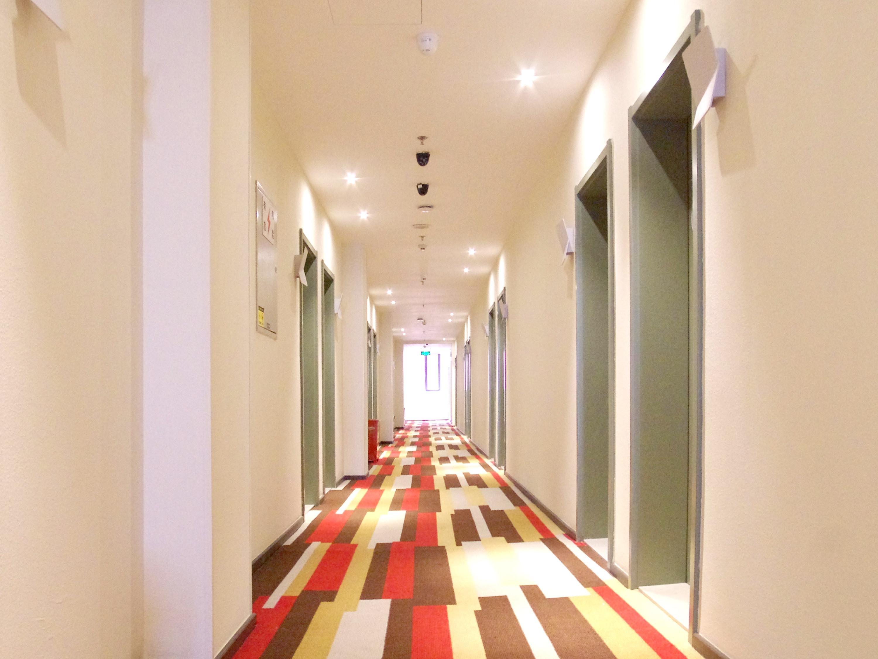 Ibis Beijing Tiantandongmen Metro Station Hotel Екстер'єр фото